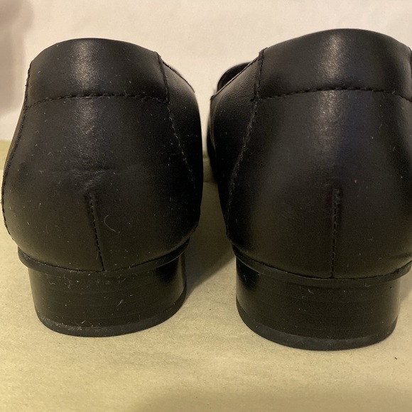 Collection Clark Women's Black Loafers - Picture 4 of 7